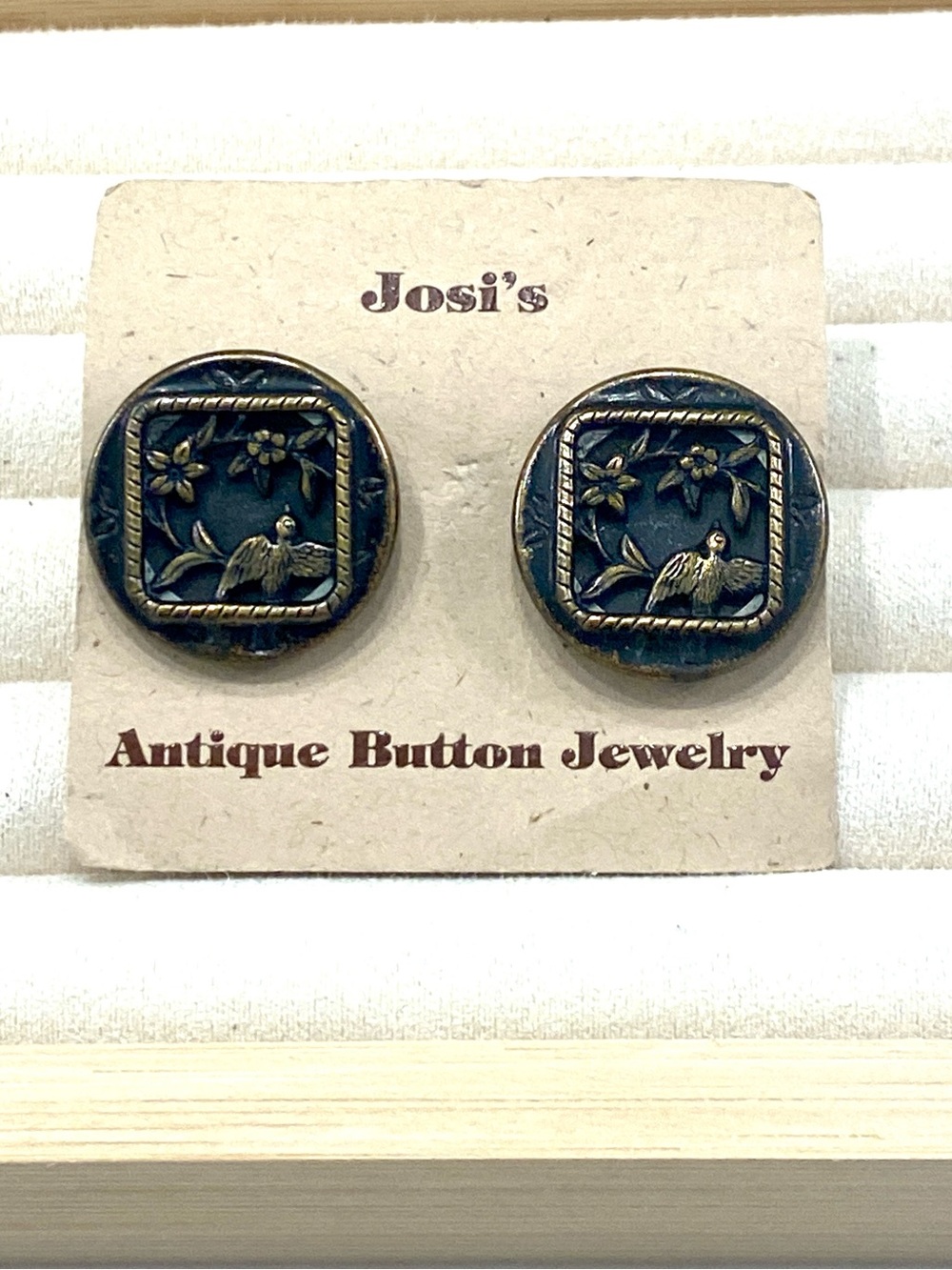 Antique Button Bird Motif Earrings